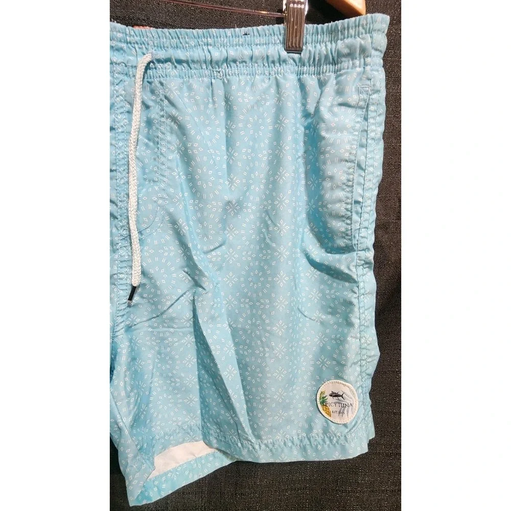Spicy Tuna Blue Lined Swim Trunks UV 50+ Sz Lg 5.5